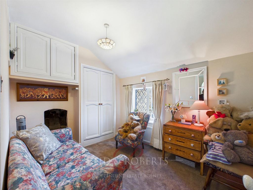 Additional image 17 of 5 bed cottage for saleWesley Place, Mold CH7