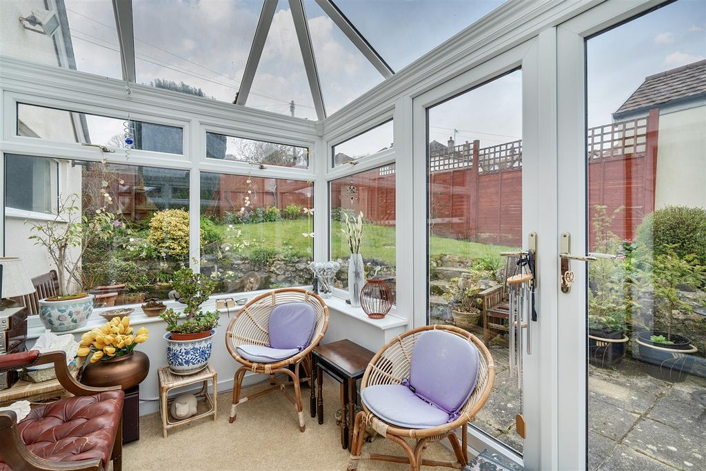 Additional image 3 of 3 bed detached bungalow for saleAvenue Road, Lyme Regis DT7
