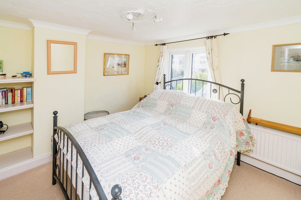 Additional image 7 of 3 bed cottage for salePikes Hill, Lyndhurst, Hampshire SO43