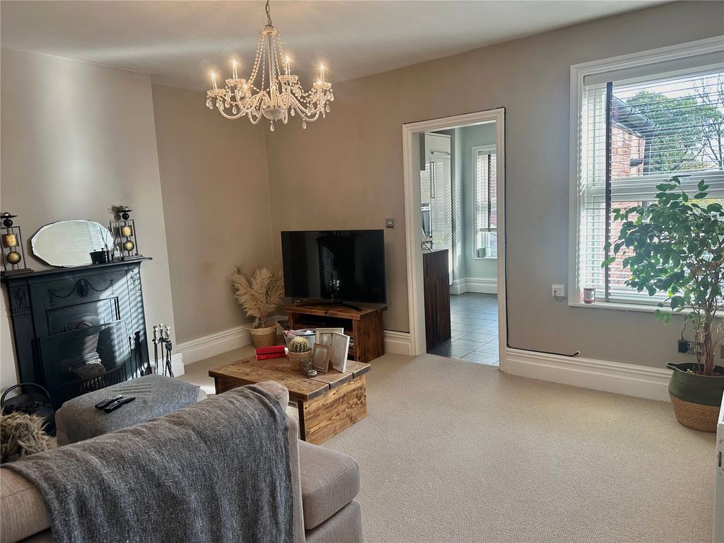 2 bed flat for salePickmere Lane, Wincham, Northwich, Cheshire CW9 photo 2