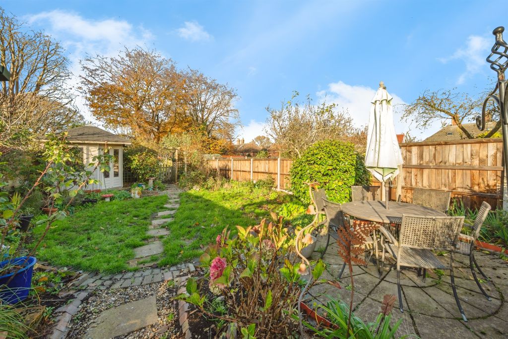 5 bed semi-detached house for saleNorwich Road, North Walsham NR28 photo 3