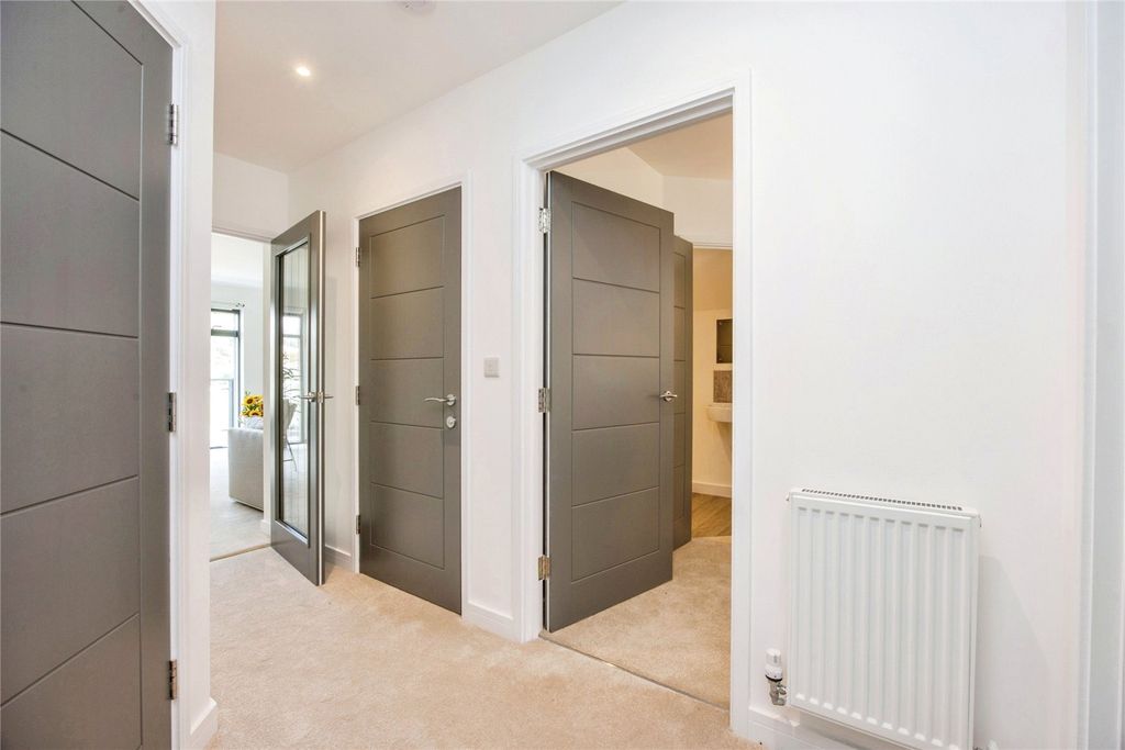 Additional image 8 of 2 bed flat for saleThe Yard, Lostwithiel, Cornwall PL22