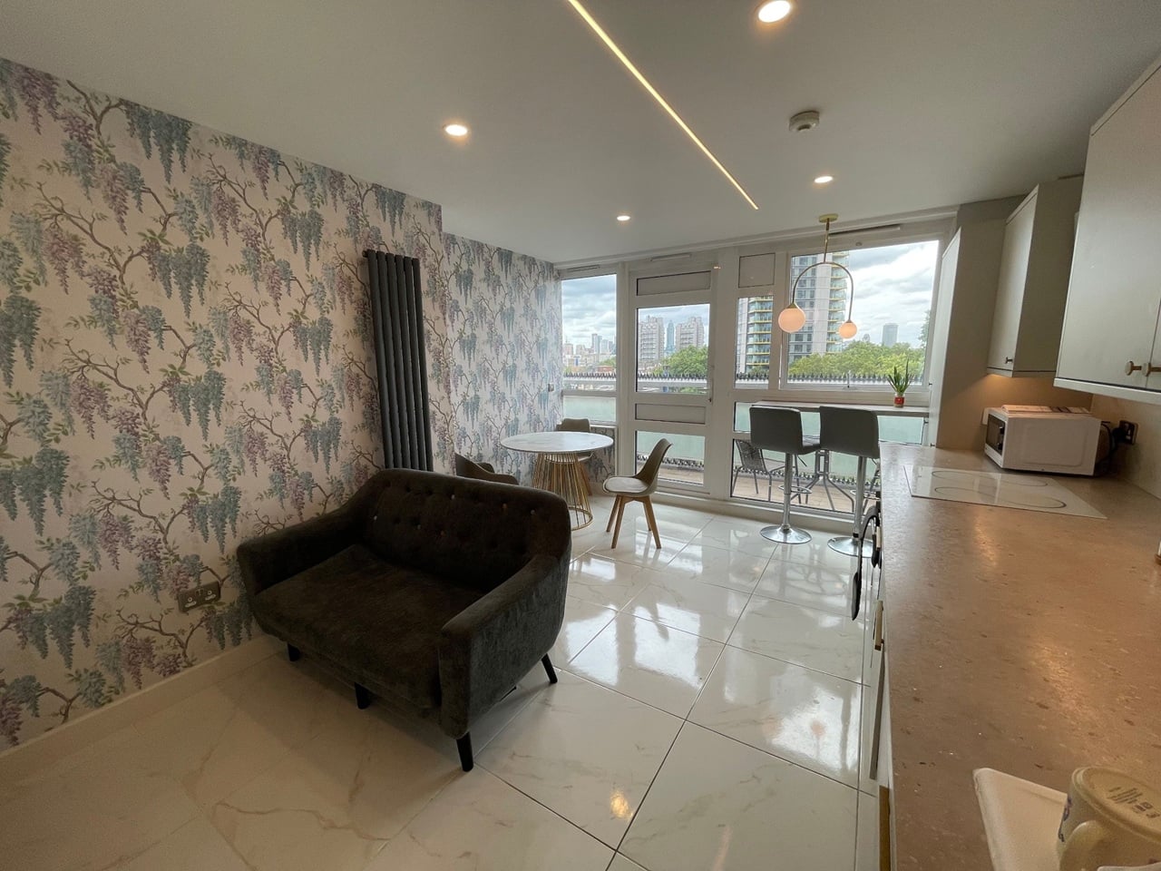 3 Bed Flat, Draper House, SE1, N1 7GU photo 3