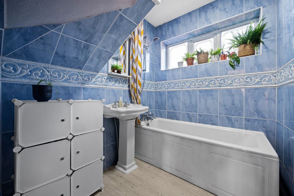 Additional image 22 of 4 bed detached house for salePark Mount Drive, Macclesfield SK11
