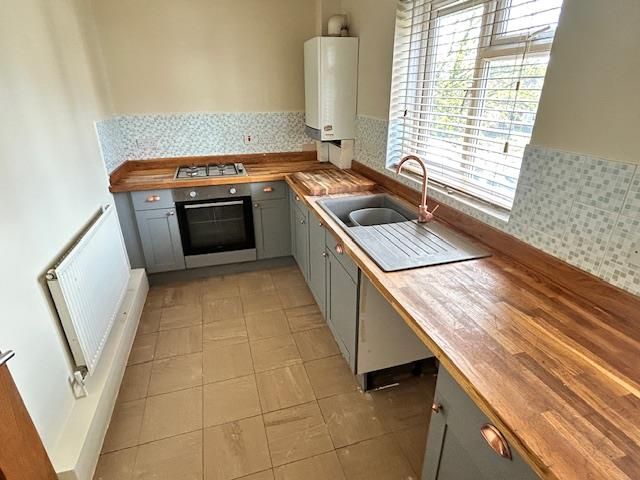 2 bed flat for saleHawthorn Grove, Conisbrough, Doncaster DN12