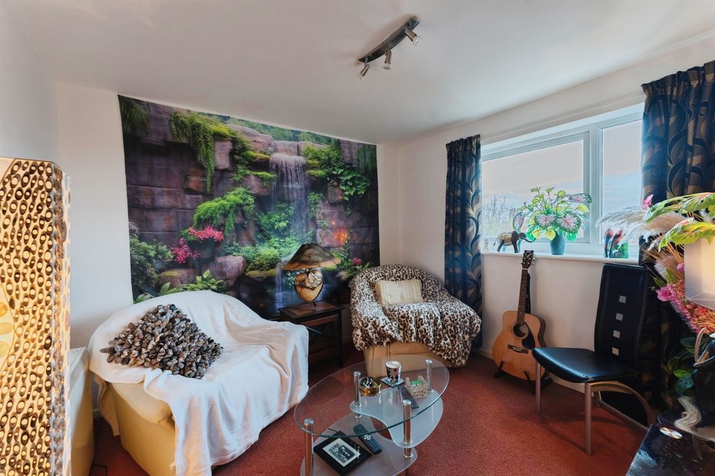 Additional image 7 of 2 bed flat for saleKings Mount, Oxton, Prenton CH43