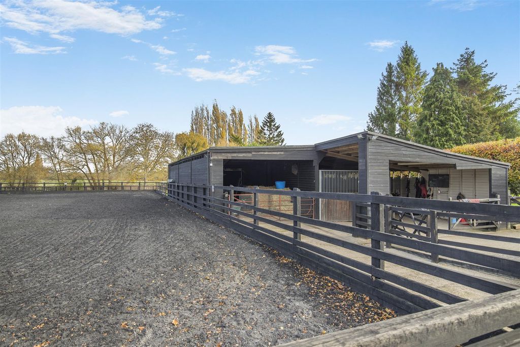 Additional image 57 of 6 bed detached house for saleMill Lane, Newport Pagnell MK16