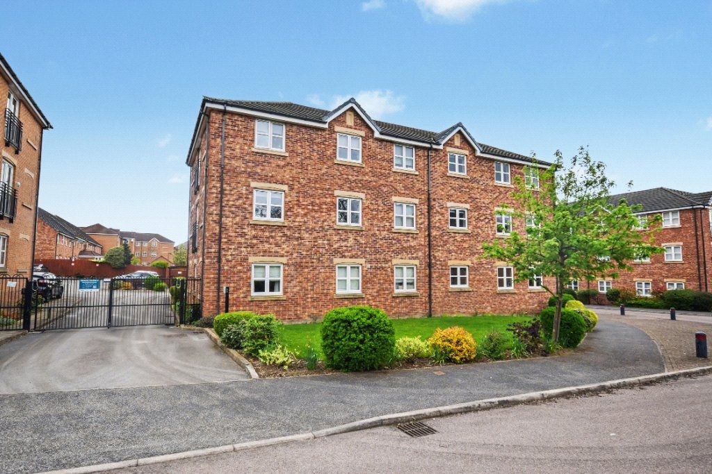 2 bed flat for saleRoyal Troon Drive, Wakefield, West Yorkshire WF1