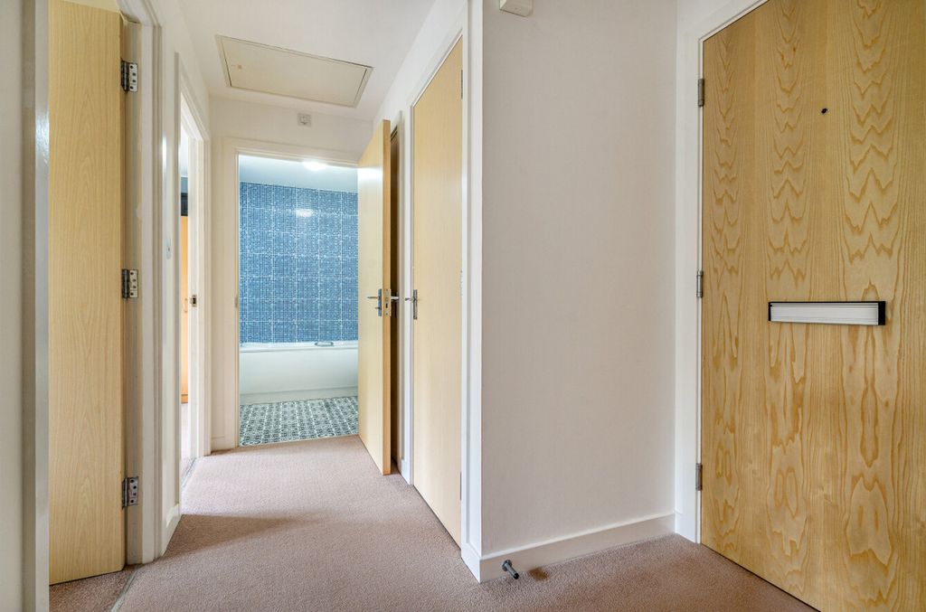 Additional image 13 of 2 bed flat for saleSpiro Close, Pulborough RH20