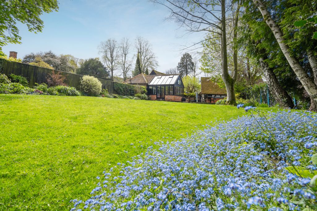 Additional image 10 of 4 bed link detached house for saleChurch Lane, Princes Risborough HP27