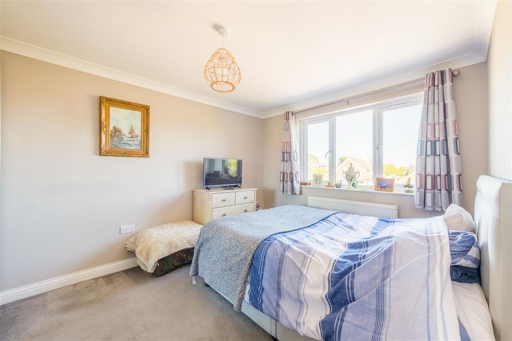 Additional image 20 of 5 bed detached house for saleGrinstead Lane, Lancing BN15