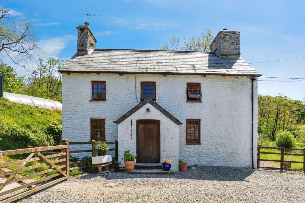 4 bed detached house for saleFfarmers, Llanwrda, Carmarthenshire SA19