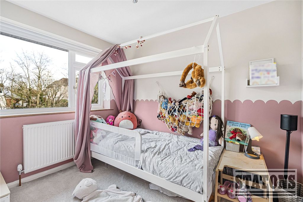 Additional image 19 of 5 bed detached house for saleThe Avenue, Potters Bar, Hertfordshire EN6