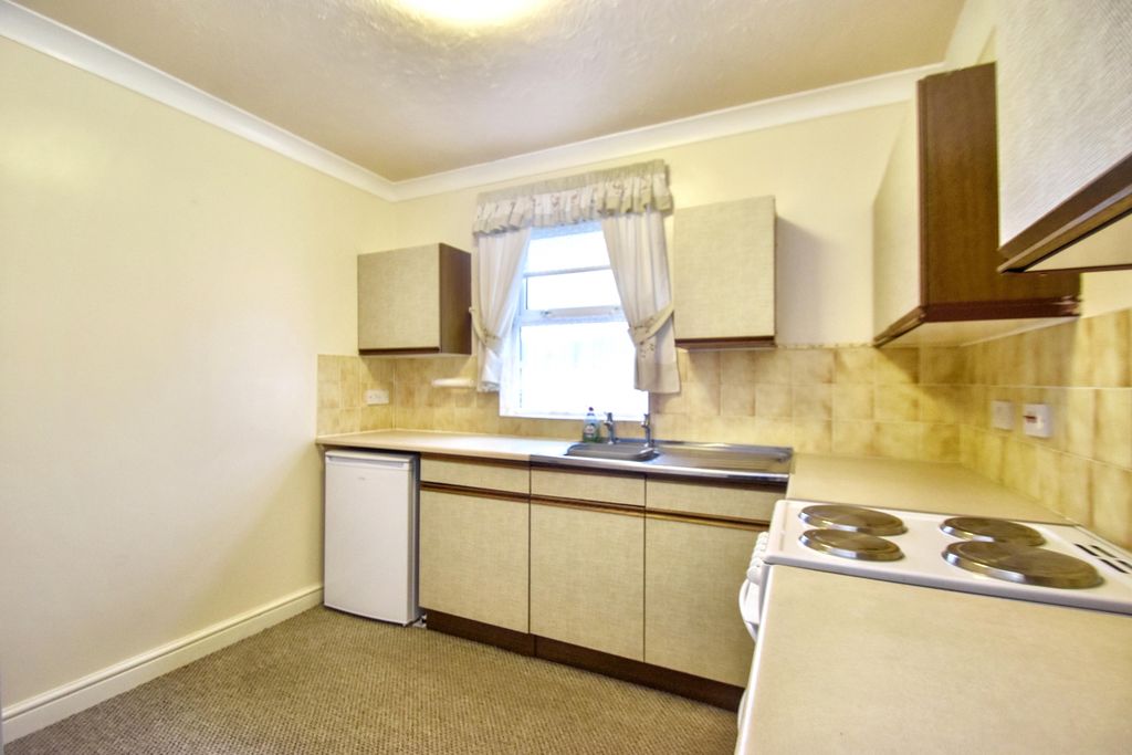 Additional image 3 of 2 bed flat for saleSutton Court, Skegness PE25