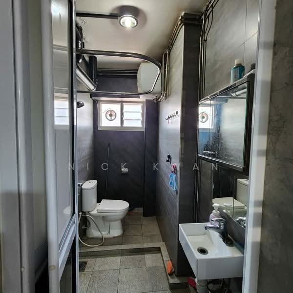514 Pasir Ris Street 52 photo 5