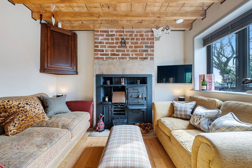 Additional image 10 of 2 bed cottage for saleCanal Cottage, Downholland, Aughton, Ormskirk L39