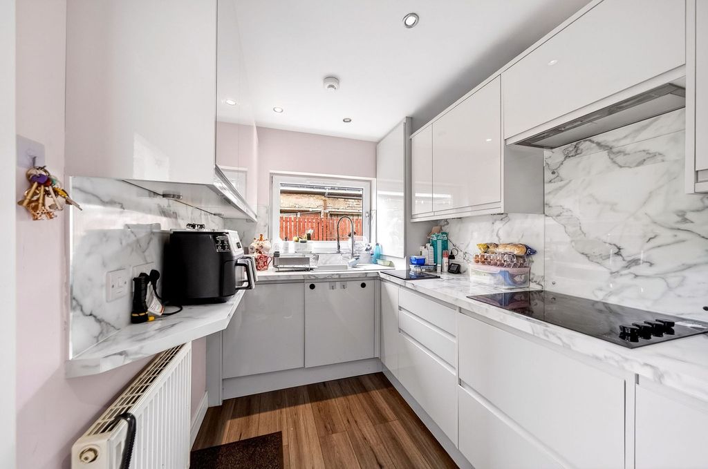 Additional image 8 of 2 bed cottage for saleThe Loan, Loanhead EH20