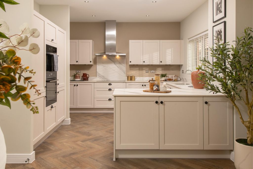 Additional image 6 of 5 bed detached house for sale"The Watchmaker" at Brimstone End, Whitnash, Leamington Spa CV31