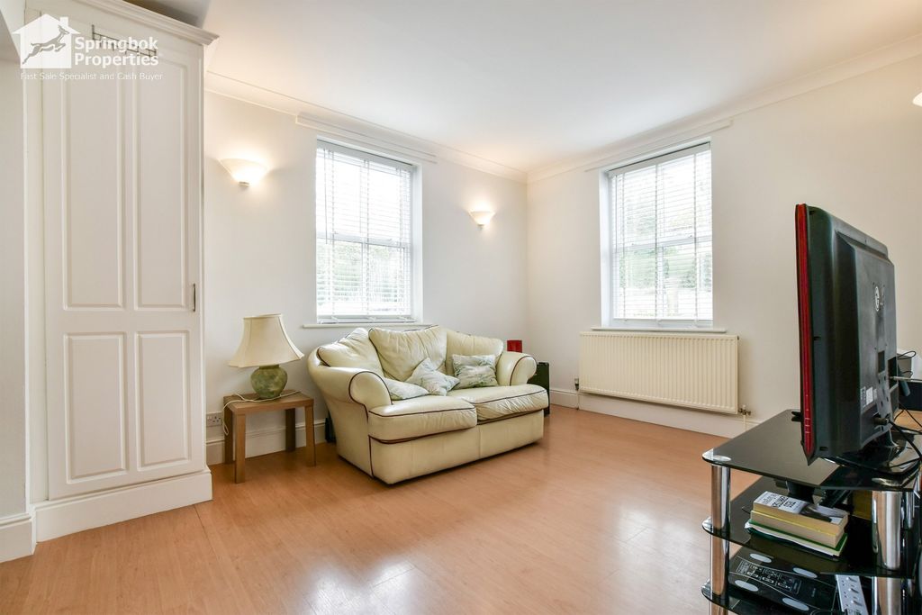 Additional image 3 of 1 bed flat for saleUpton Mount, 125 Prestbury Road, Macclesfield, Cheshire SK10