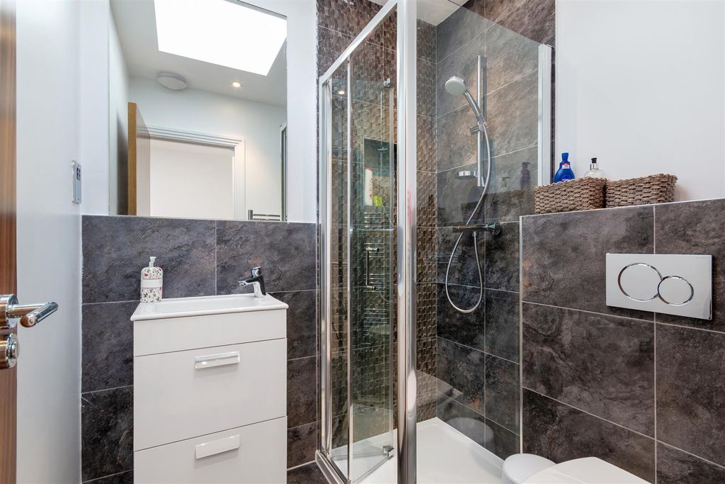Additional image 12 of 4 bed property for saleFlorence Avenue, Morden SM4