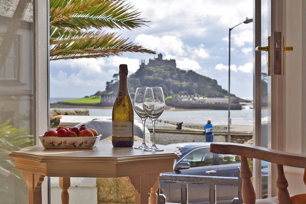 5 bed detached house for saleFacing St Michael's Mount, Marazion, Cornwall TR17