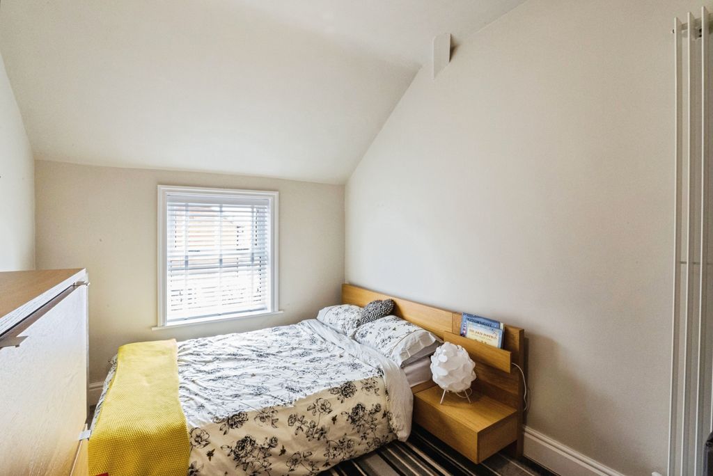 Additional image 10 of 4 bed semi-detached house for saleWorsley Road, Lytham St. Annes FY8