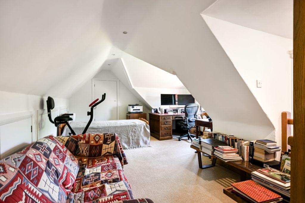 Additional image 20 of 6 bed detached house for salePeter Avenue, Oxted RH8