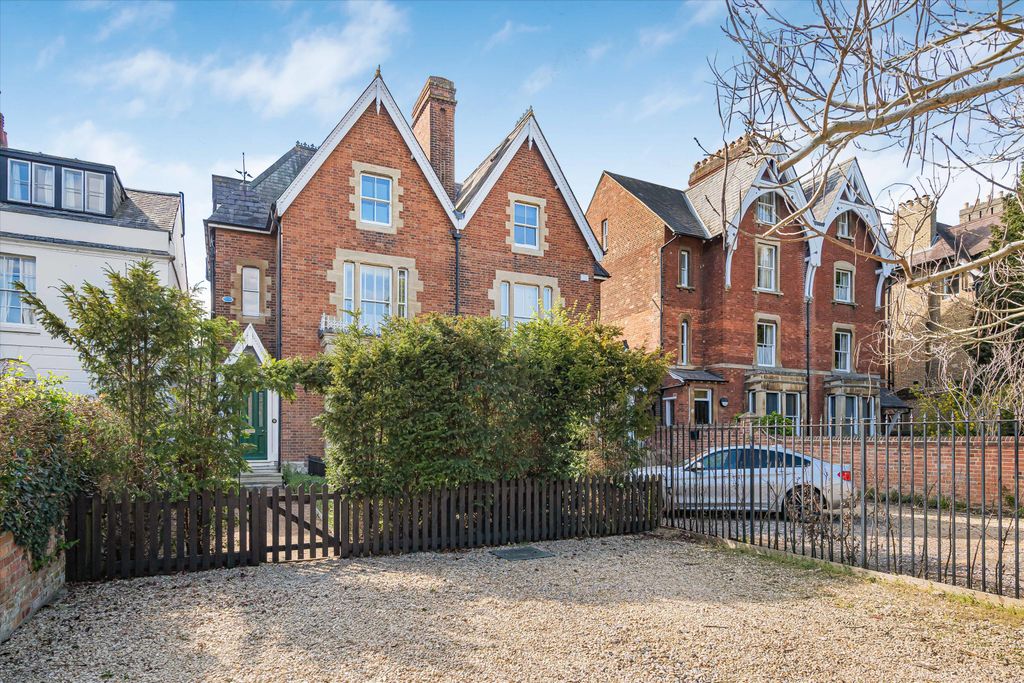 4 bed town house for saleWoodstock Road, Oxford, Oxfordshire OX2
