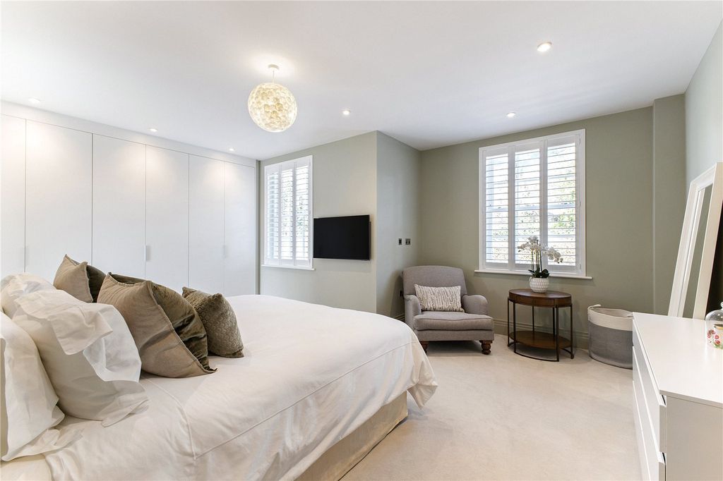 Additional image 11 of 5 bed detached house for saleHenley Road, Marlow, Buckinghamshire SL7