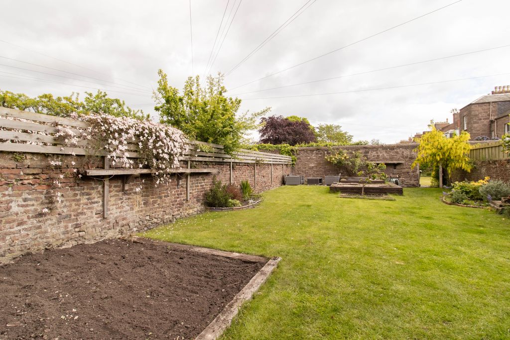 Additional image 33 of 4 bed town house for saleUnion Place, Montrose DD10