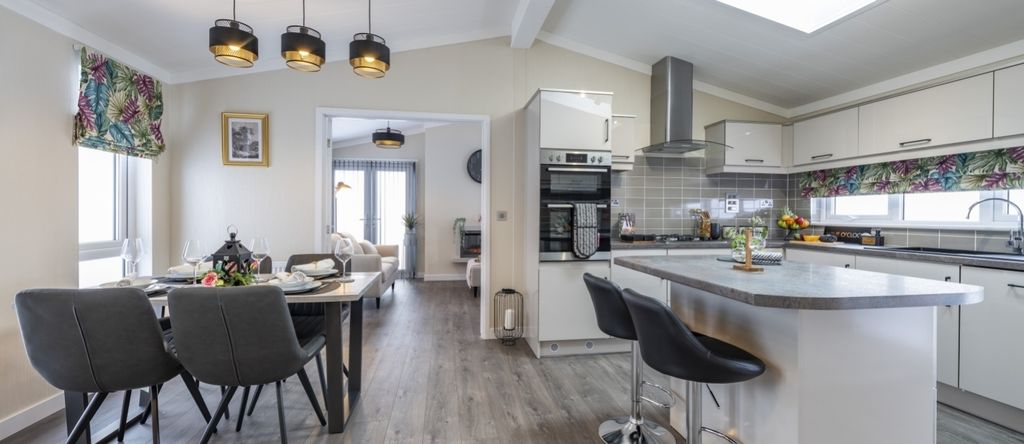 Additional image 3 of 2 bed mobile/park home for sale39 The Grange Moorbarns Lane, Lutterworth LE17