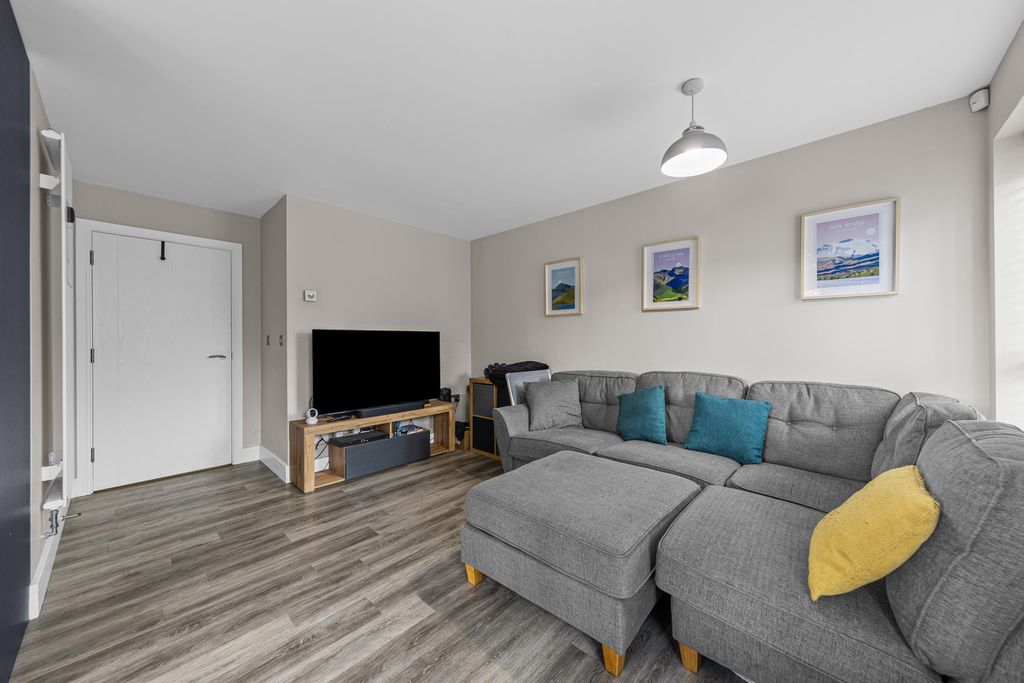 Additional image 6 of 2 bed flat for saleConquerors Way, Northampton NN5