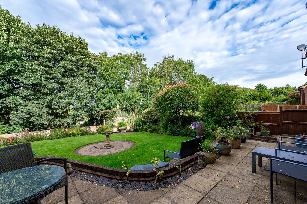 Additional image 22 of 5 bed detached house for saleOakwood Gardens, Scotforth, Lancaster LA1