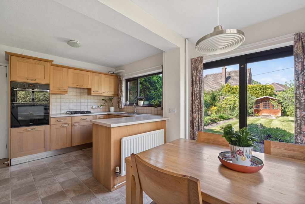 Additional image 27 of 5 bed detached house for saleBeverley Road, Leamington Spa, Warwickshire CV32