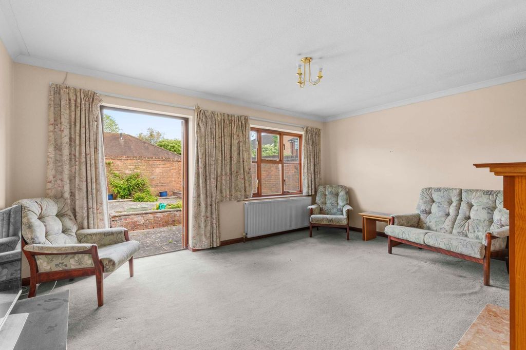 Additional image 6 of 3 bed detached bungalow for saleNew Road, Princes Risborough HP27