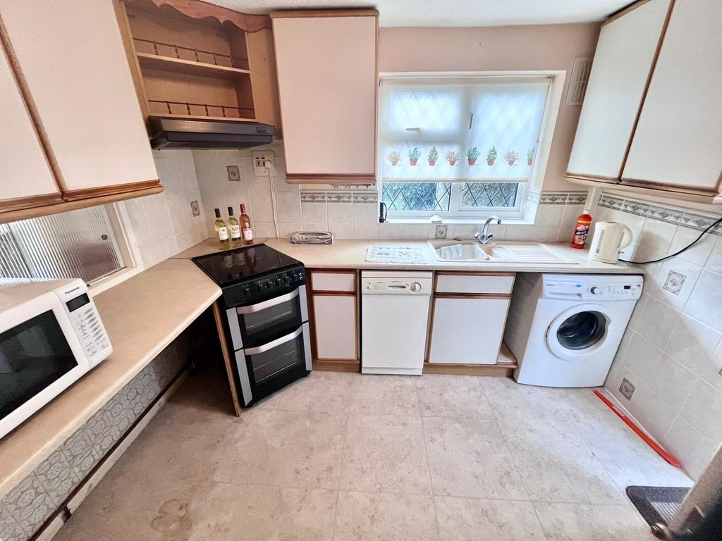 Additional image 7 of 4 bed detached house for saleThurne Close, Newport Pagnell MK16