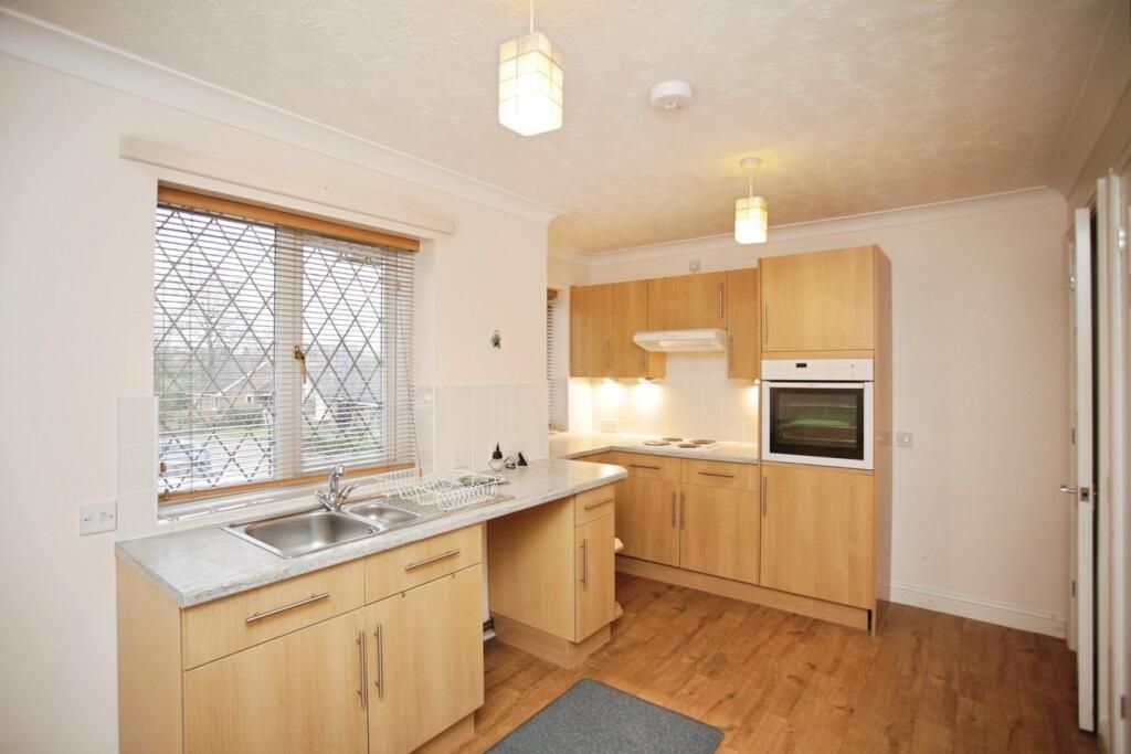Additional image 4 of 2 bed maisonette for saleThe Hawthorns, Lutterworth LE17