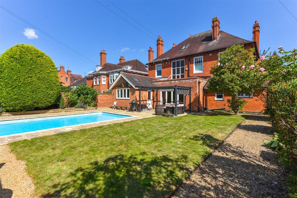 Additional image 2 of 5 bed detached house for saleThe Drive, Kingsley, Northampton NN1