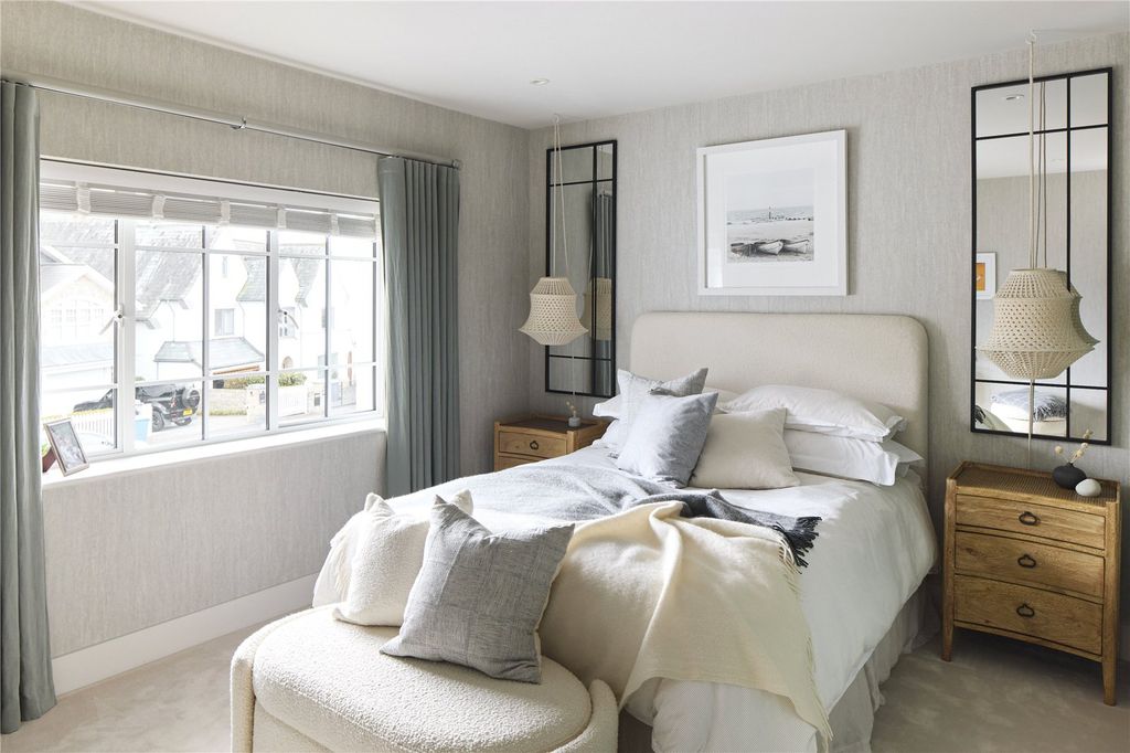 Additional image 11 of 5 bed detached house for saleElms Avenue, Poole, Dorset BH14