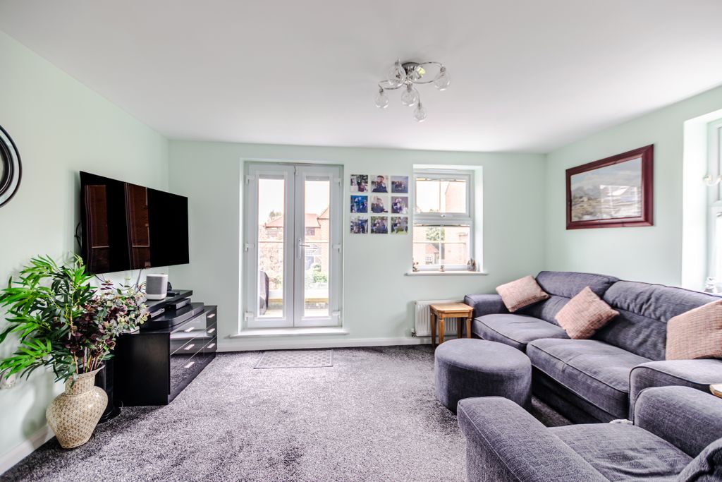 Additional image 9 of 4 bed semi-detached house for saleBorrough View, Leeds LS8