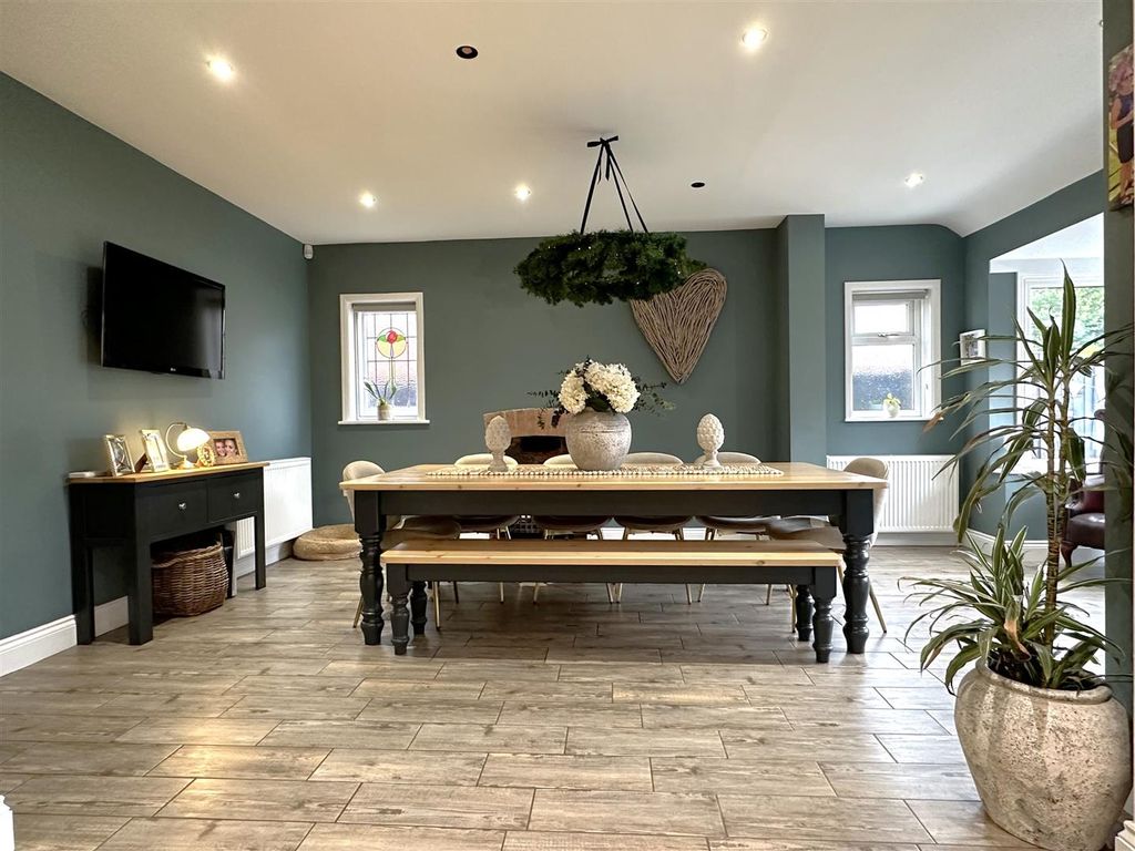 Additional image 15 of 5 bed detached house for saleLondon Road, Balderton, Newark NG24