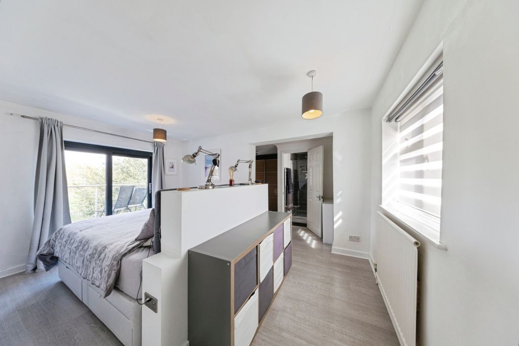 Additional image 12 of 5 bed detached house for saleCastle Meadow Close, Newport Pagnell MK16