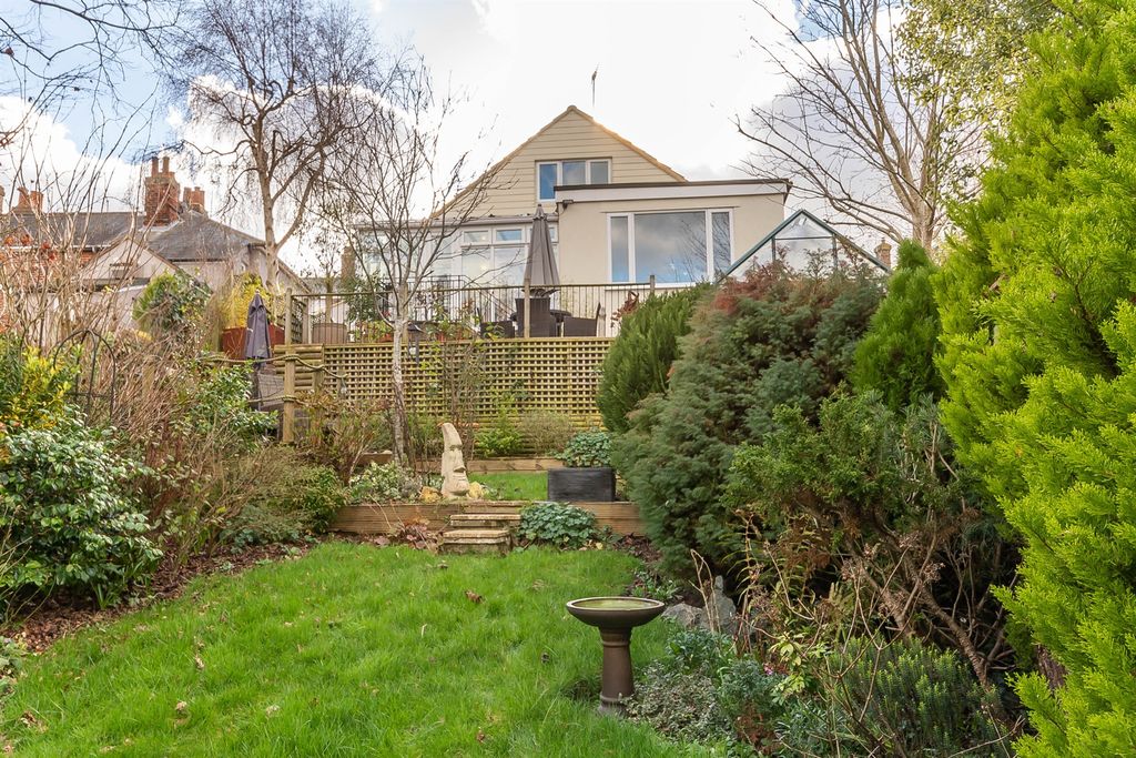 Additional image 24 of 4 bed property for saleBeeleigh Road, Maldon CM9