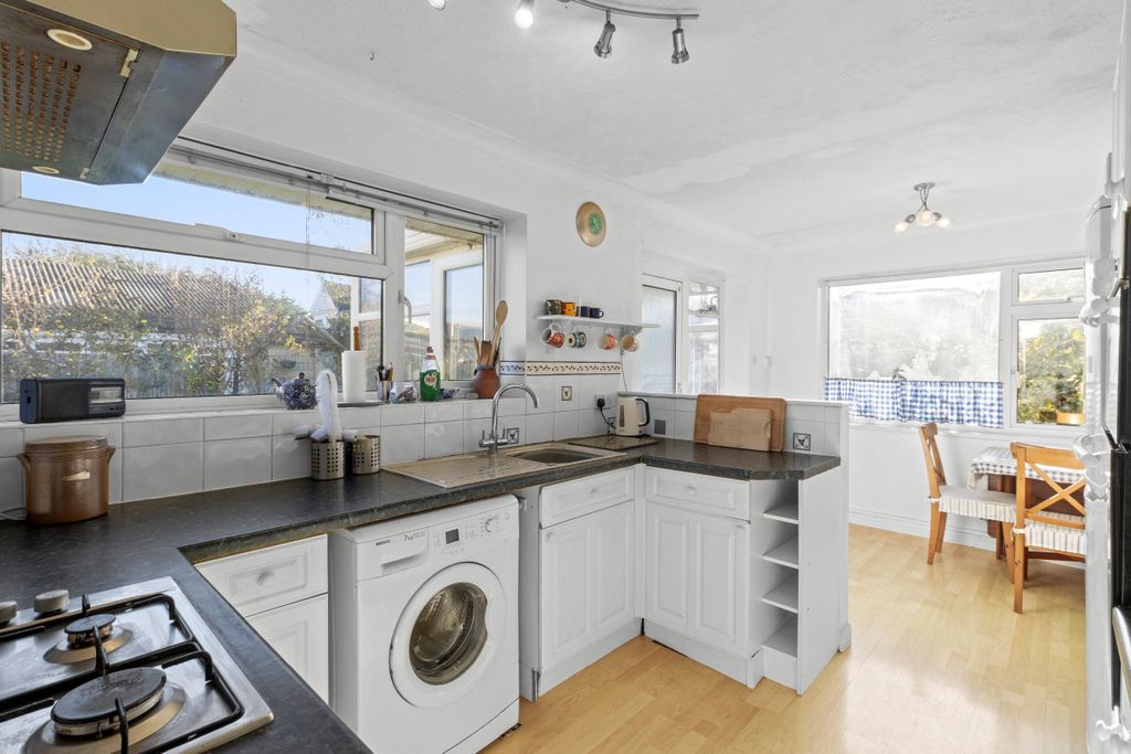 Additional image 6 of 4 bed chalet for saleRailway Road, Newhaven BN9