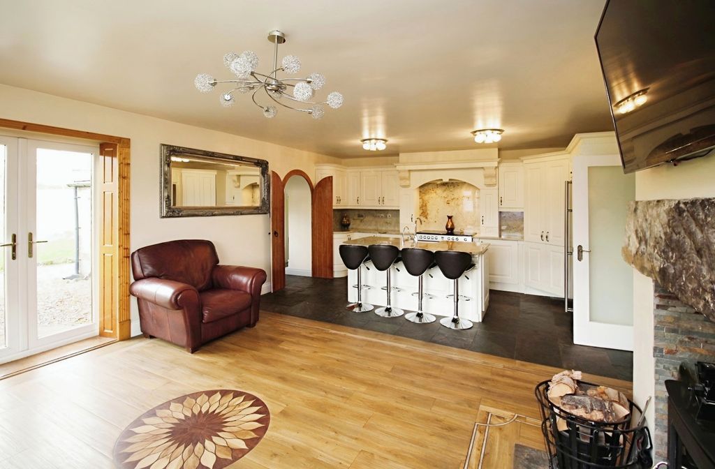 Additional image 6 of 6 bed detached house for saleWalbottle Road, Walbottle Village, Newcastle Upon Tyne NE15