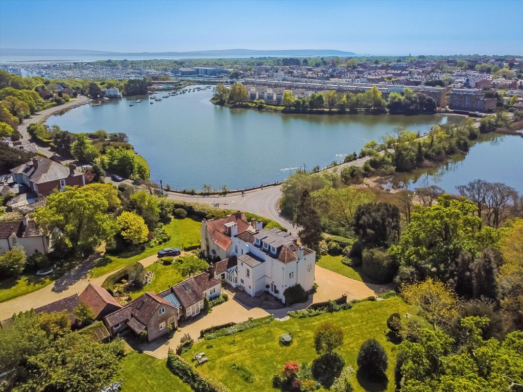 7 bed semi-detached house for saleWalhampton Hill, Lymington, Hampshire SO41