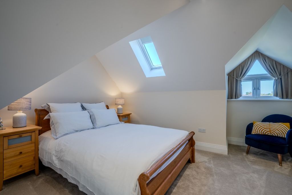 Additional image 29 of 6 bed detached house for saleKeswick Close, Cringleford, Norwich NR4