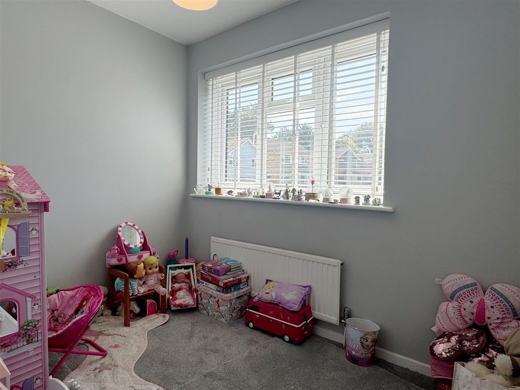 Additional image 16 of 4 bed detached house for saleBledlow Close, Newbury RG14