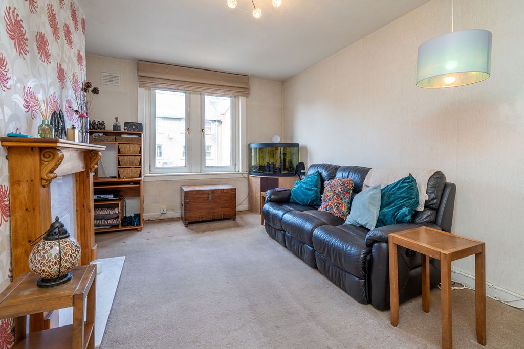 Additional image 4 of 3 bed flat for sale6c, Mansfield Place, Musselburgh EH21