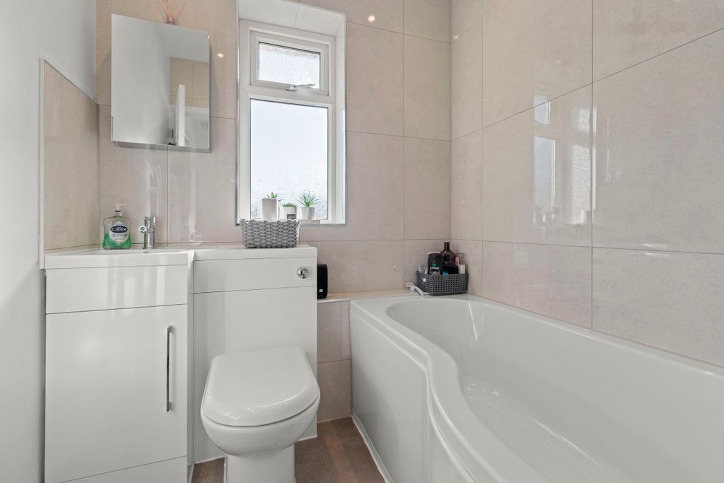 Additional image 22 of 3 bed semi-detached house for saleKings Avenue, Newhaven BN9
